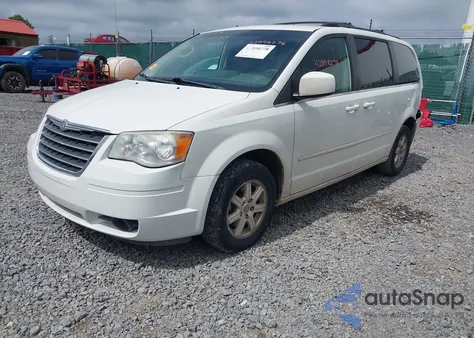 2008 Chrysler Town & Country Touring from USA, damaged, VIN 2A8HR54P68R783252
